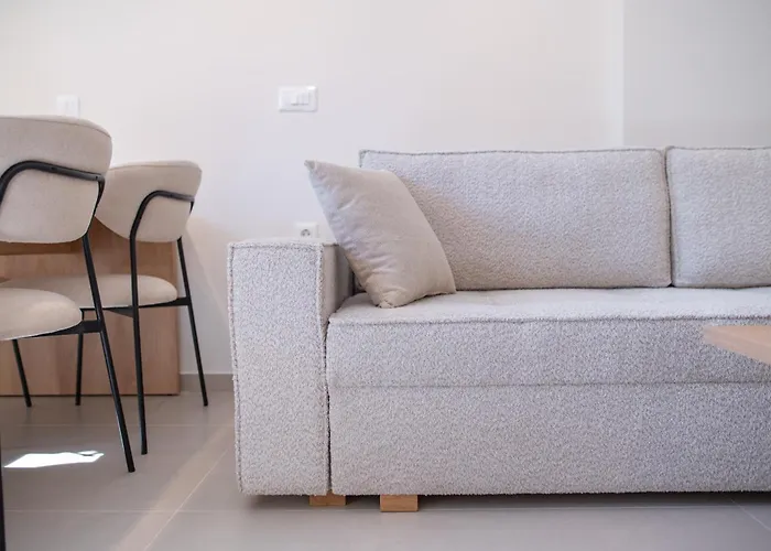 Michail Old Harbour Apartment *