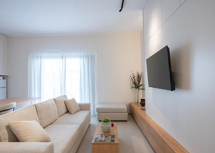 Michail Old Harbour Apartment Kos Town