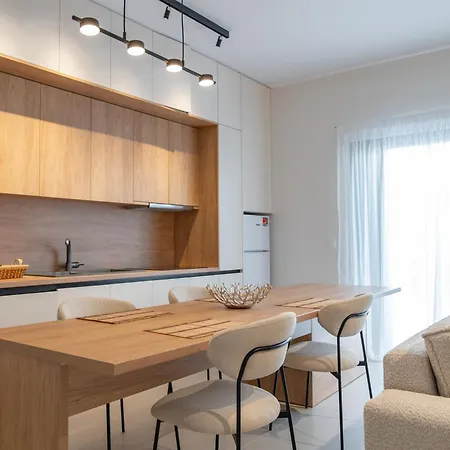 Michail Old Harbour Apartment