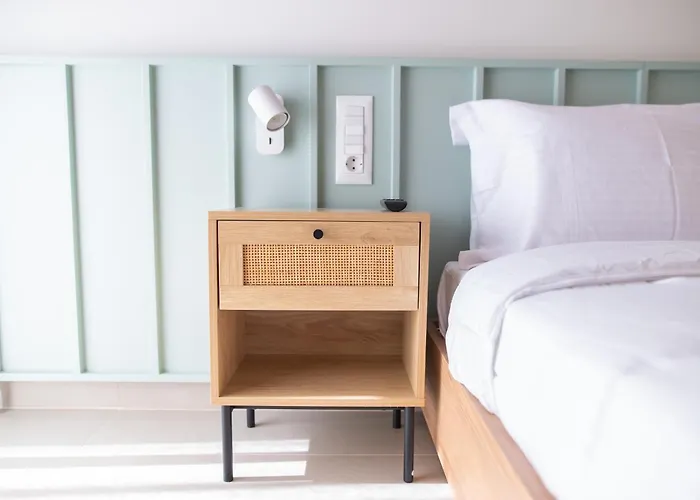 Michail Old Harbour Apartman